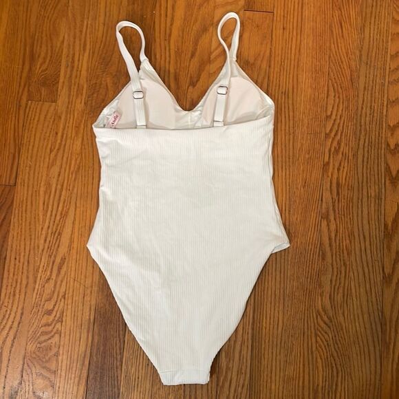 Andie The Marco One Piece Rib Swimsuit White Size M NWT - Picture 4 of 7